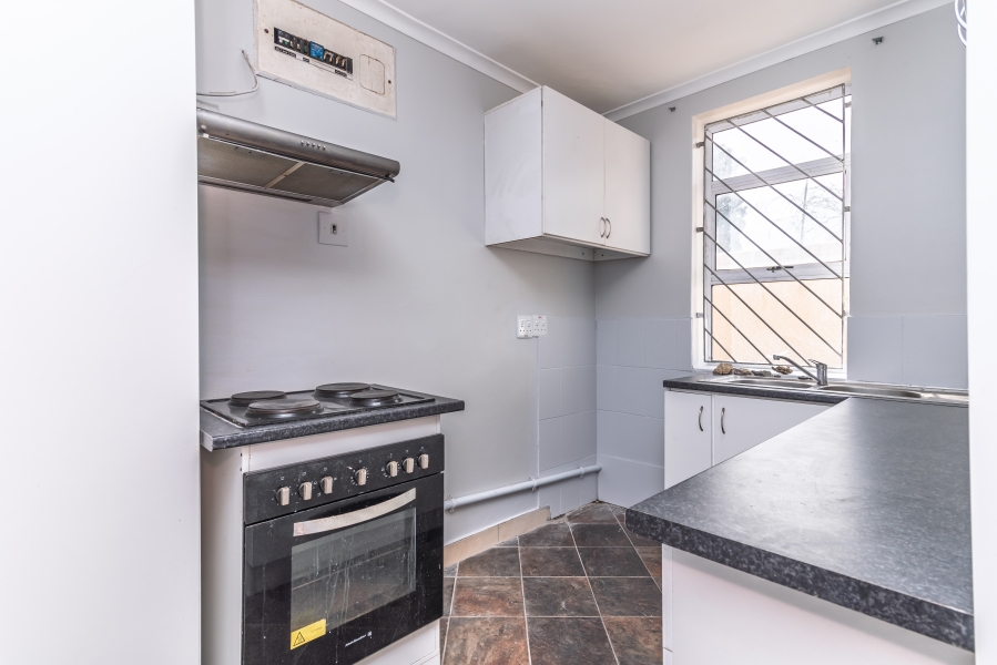 1 Bedroom Property for Sale in Observatory Western Cape
